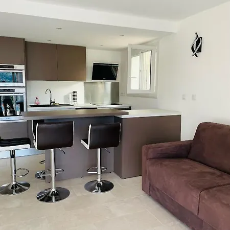 Appartement Dans Maison Avec Vue Sur La Foret Et La *